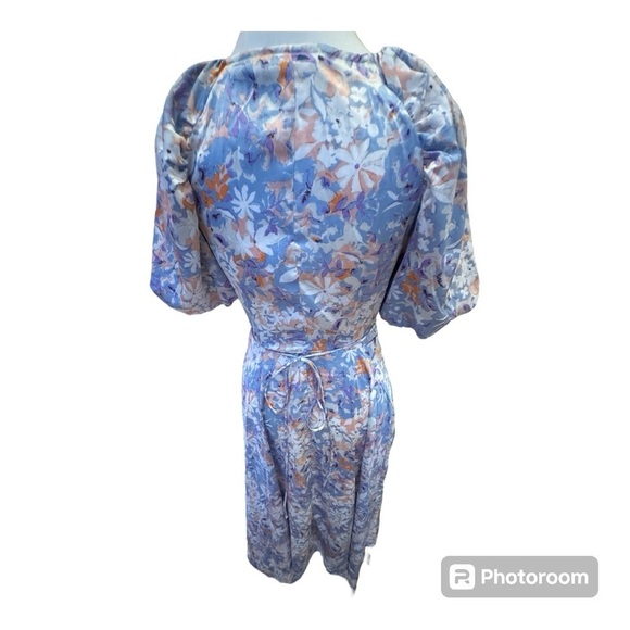 NWT ASTR Satin Floral Wrap Midi Dress XS Asymmetrical Sleeves Wedding Guest - Picture 12 of 16